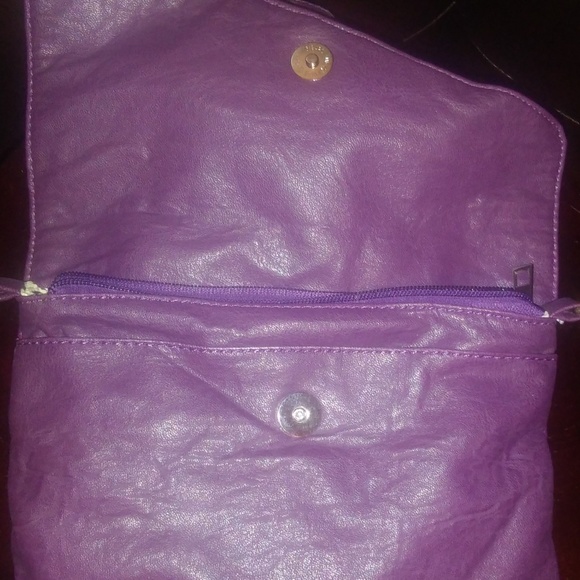 Purple RUE 21 Purse - Picture 2 of 8